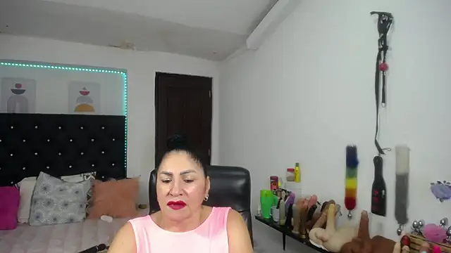 Chat XXX ao vivo de mature_bigboobs10