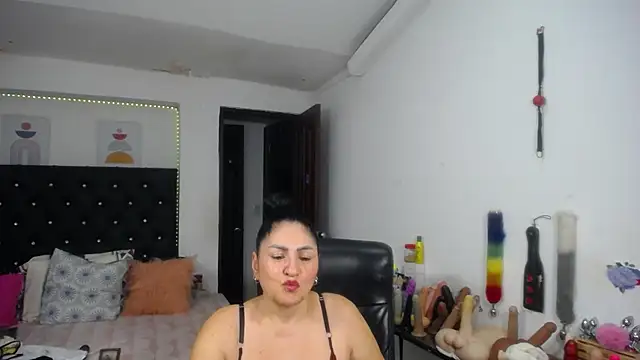 mature_bigboobs10 现场XXX聊天