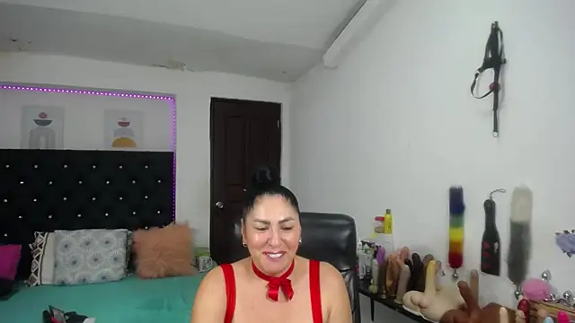 Онлайн чат XXX mature_bigboobs10