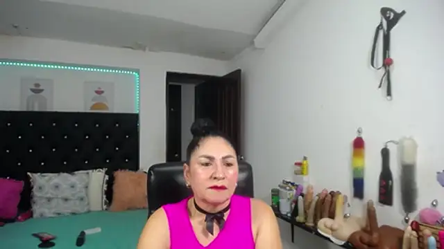 Czat XXX na żywo – mature_bigboobs10