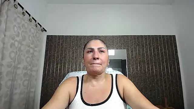 mature_bigboobs10's Webcam Show