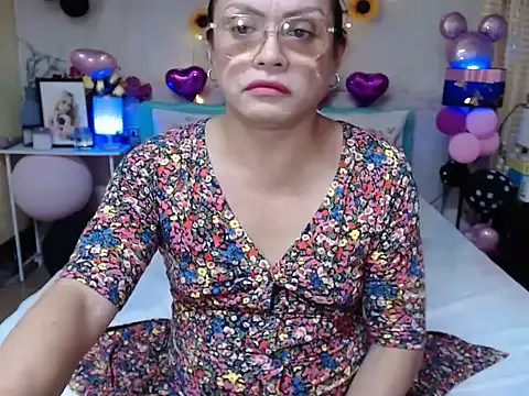 UrAsianPrincessDanie Pertunjukan Webcam