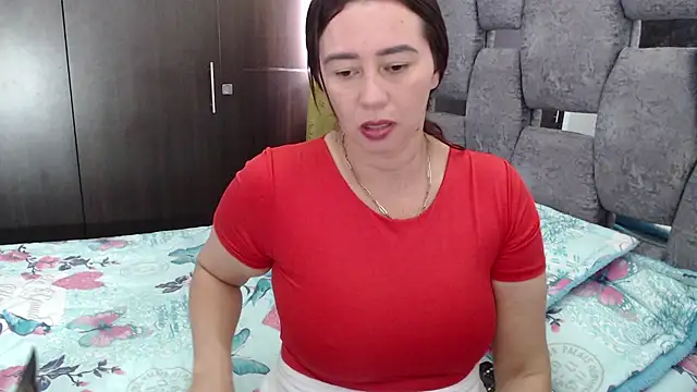 צ'אט XXX בשידור חי של sara_hott_1