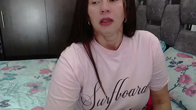 sara_hott_1 Live XXX-chat