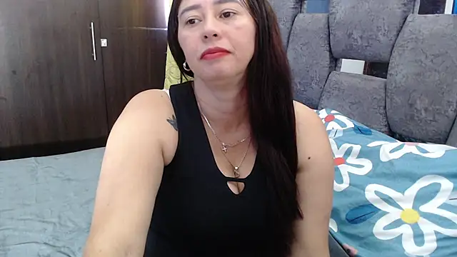 צ'אט XXX בשידור חי של sara_hott_1
