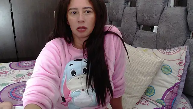 Czat XXX na żywo – sara_hott_1