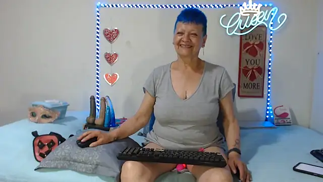Chat XXX ao vivo de loquitaqueen011