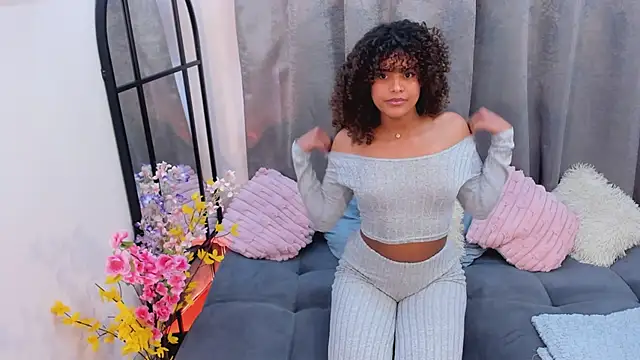 Amelia_bss লাইভ XXX চ্যাট