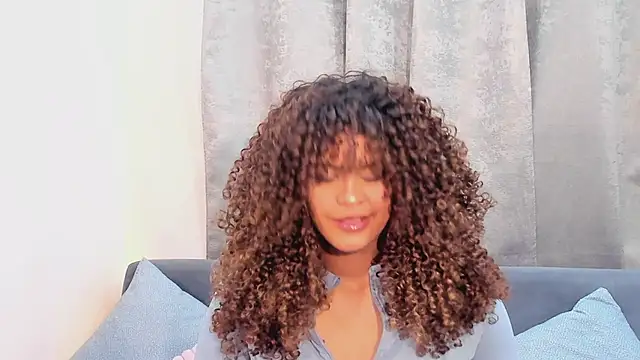 Amelia_bss' Live XXX Chat