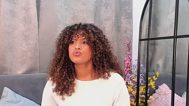 دردشة Amelia_bss الجنسية المباشرة