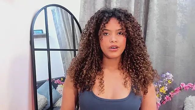 Chat +18 de Amelia_bss ao vivo