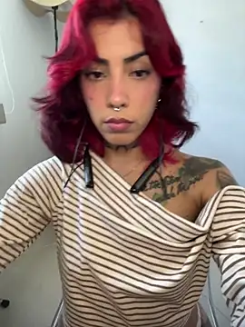 دردشة kitty_pruu الجنسية المباشرة