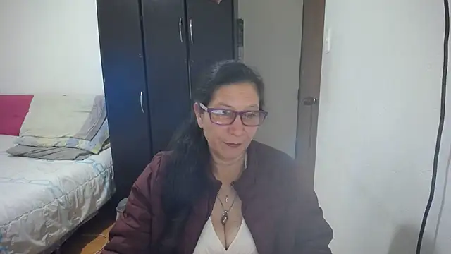 latin49n Live XXX chat