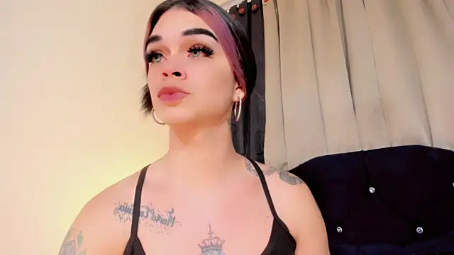 lesly_xxのウェブカメラショー