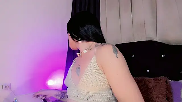 lesly_xx's Webcam Show