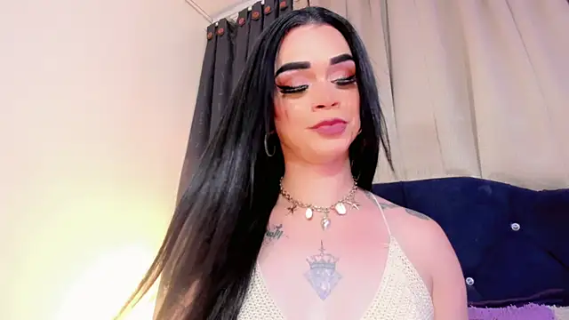 lesly_xx Show in webcam