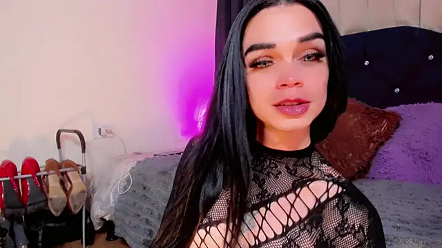 lesly_xx Show in webcam