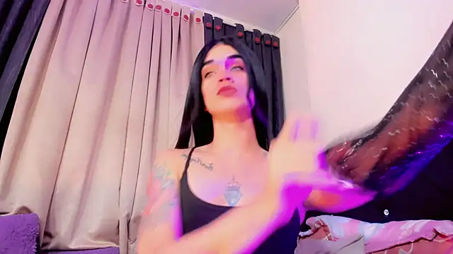 Show modela lesly_xx na web-kameri
