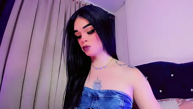 הופעת וובקאם של lesly_xx