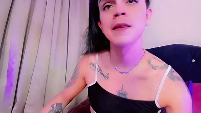 lesly_xx Webcam Show