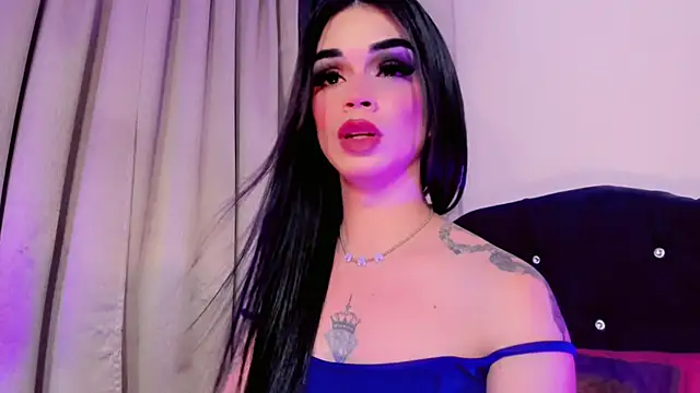 lesly_xx Show in webcam