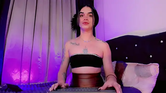 lesly_xx Шоу с уебкамера