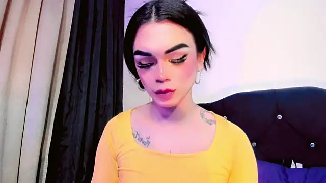 lesly_xx Шоу с уебкамера