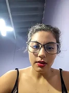 XXX chat uživo modela totti_logan