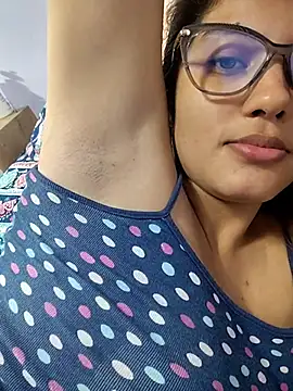 totti_logan Adlı Modelin Canlı XXX Sohbeti
