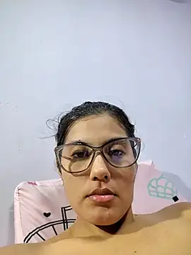 Chat +18 de totti_logan ao vivo