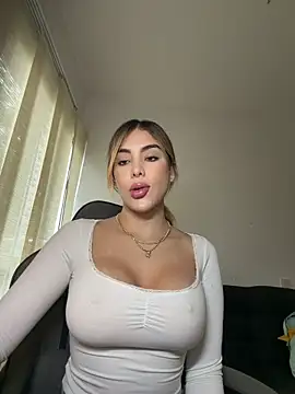 mi_suk11 – Naživo chatovacia miestnosť