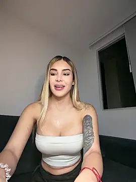 mi_suk11 Pertunjukan Webcam