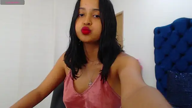 Lili666_ – Naživo XXX chat