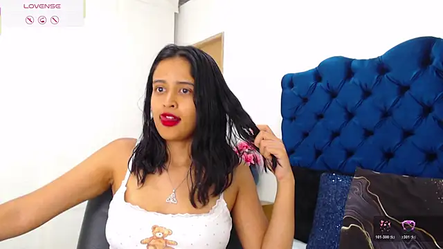 Lili666_ Live XXX Chat