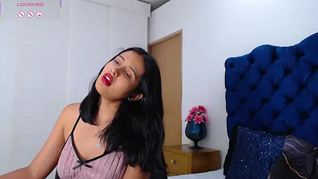 Lili666_'s Live XXX Chat