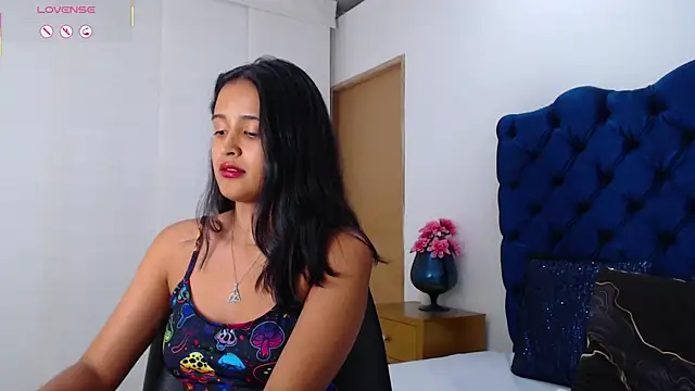 צ'אט XXX בשידור חי של Lili666_