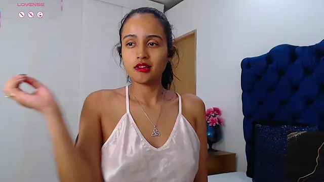 แชท XXX สดของ Lili666_