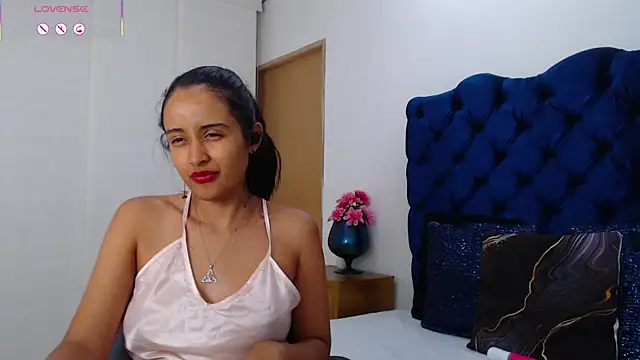 Lili666_ Chat XXX live