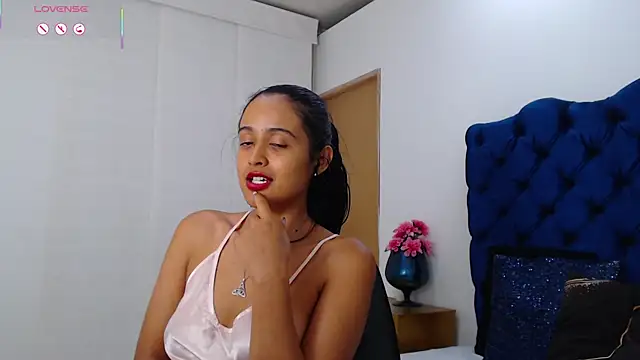 Lili666_ 现场XXX聊天