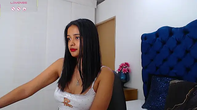 Lili666_ Live XXX-chat