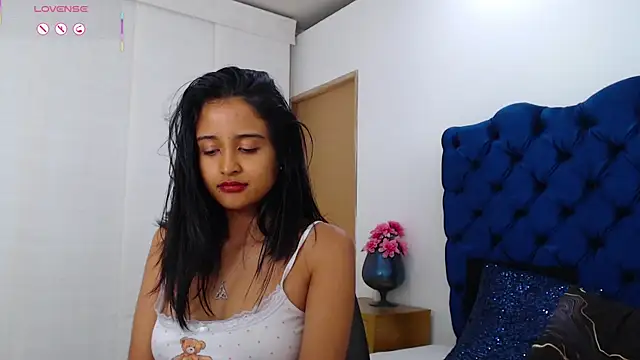 Lili666_ – Naživo XXX chat
