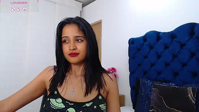 Chat XXX en directo de Lili666_