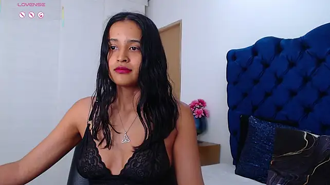 Chat XXX en directo de Lili666_