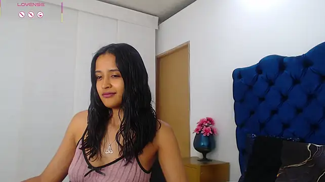 Chat +18 de Lili666_ ao vivo