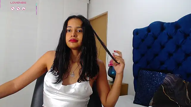 Lili666_ – Naživo XXX chat