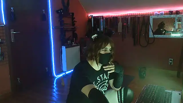 Ginny-the-bdsm-nymphoのウェブカメラショー