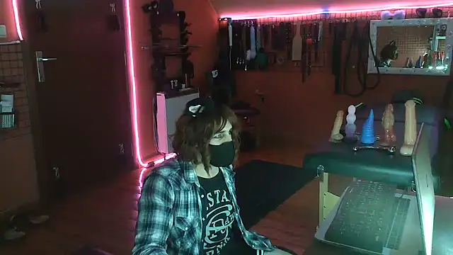 Ginny-the-bdsm-nympho's Webcam Show