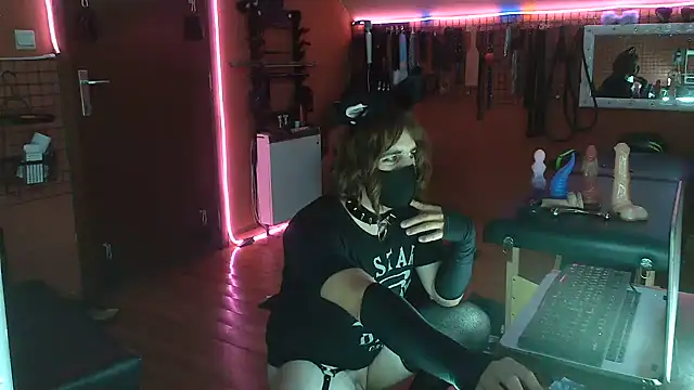 Ginny-the-bdsm-nympho Webcamshow