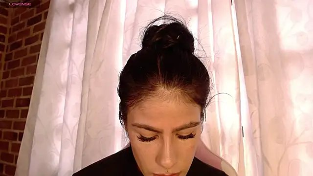 ailyngg Chat XXX in diretta