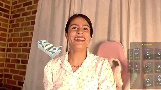 ailyngg 网络视讯表演